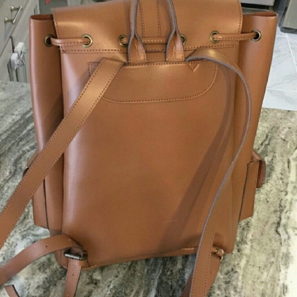 Saddle backpack - Picture 2 of 4